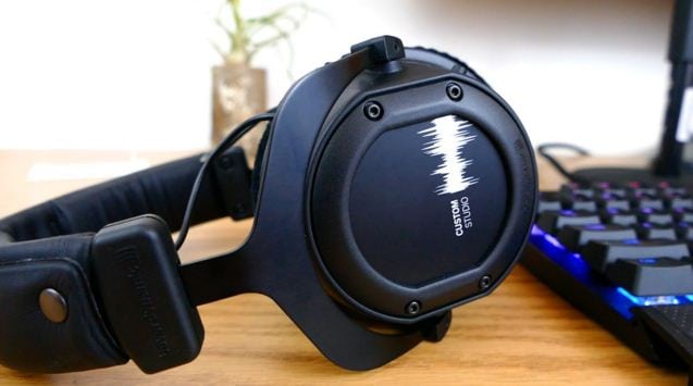 headphone premium untuk gaming