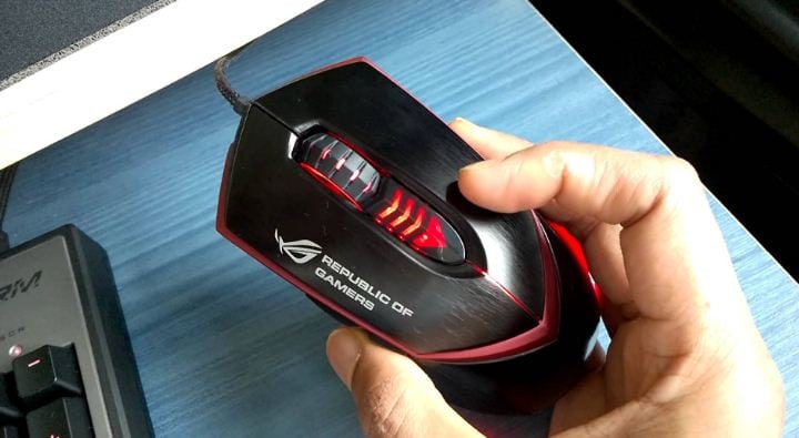 mouse gaming asus 4