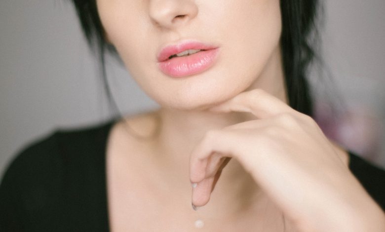 Cara Memerahkan Bibir Secara Alami