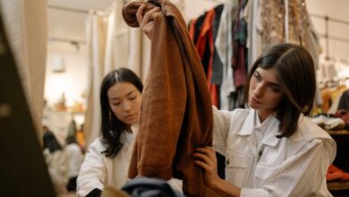 Pengenalan, Keuntungan, dan Tips dalam Memilih Baju Thrift
