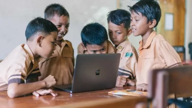 Pengaruh Lingkungan Sekolah pada Pembentukan Karakter Anak dalam Konteks Pendidikan Modern